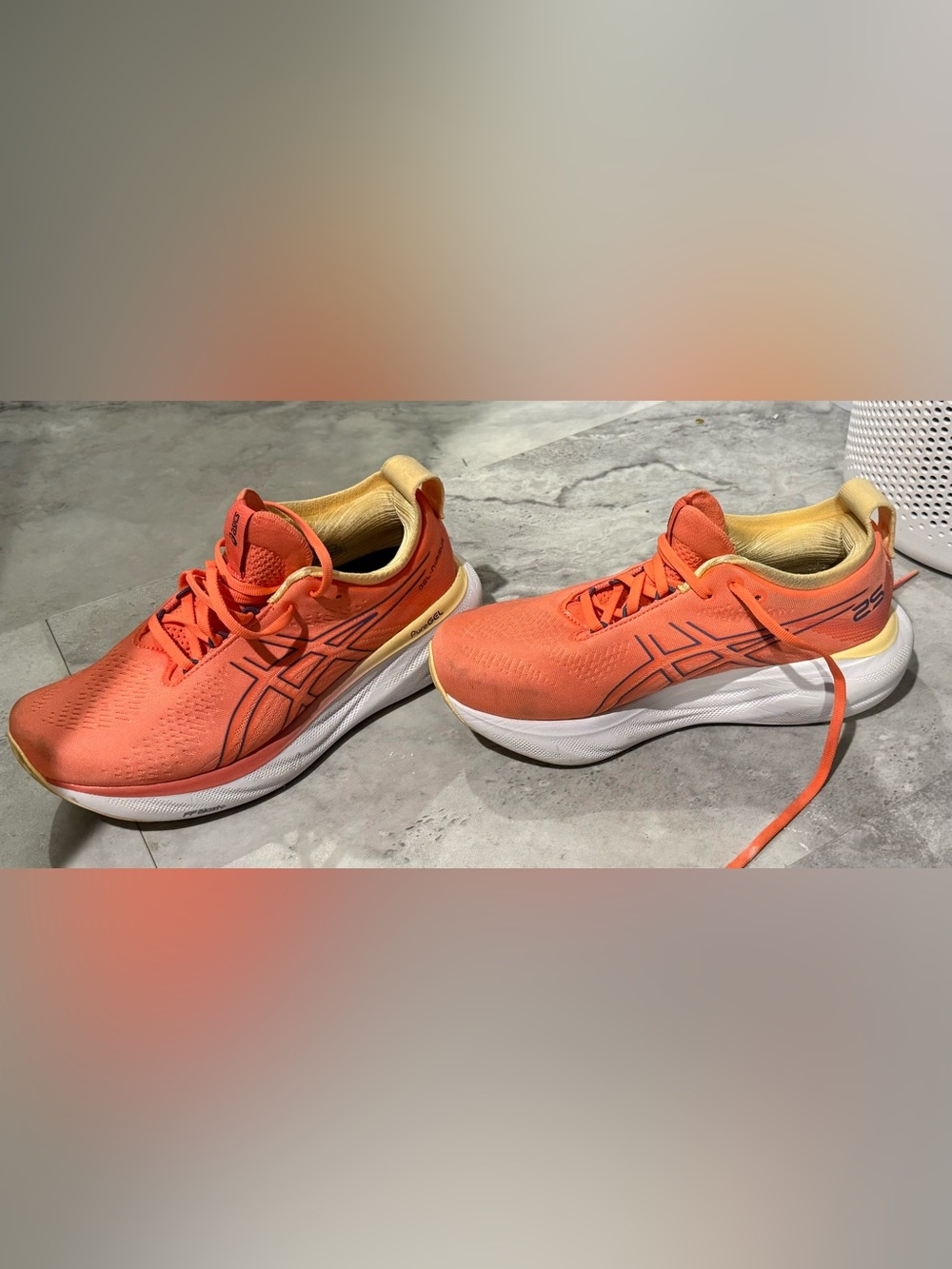 Asics Gel Nimbus Sneakers - Picture 2 of 8